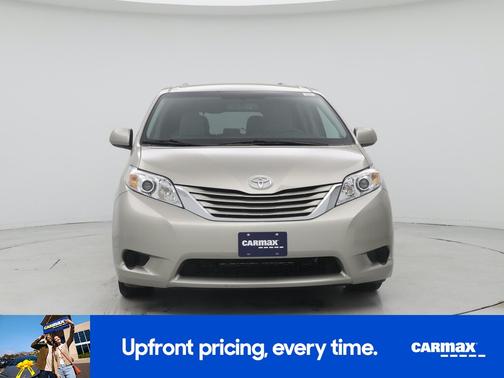 2016 Toyota Sienna LE