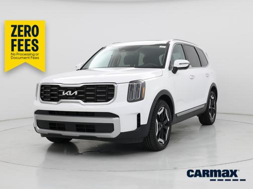 White 2023 Kia Telluride S
