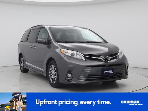 Gray 2018 Toyota Sienna XLE