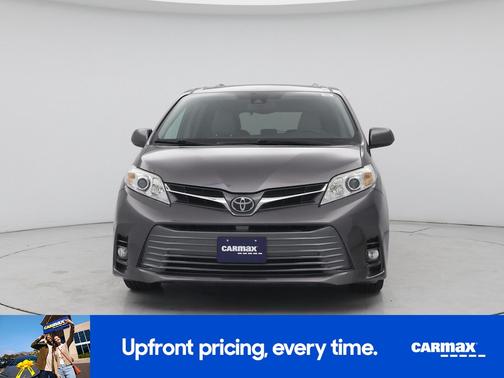 Gray 2018 Toyota Sienna XLE