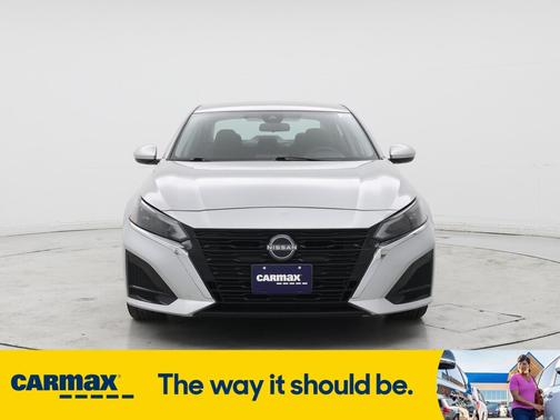 2023 Nissan Altima SV