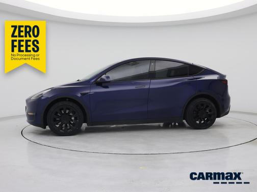 Blue 2022 Tesla Model Y Long Range