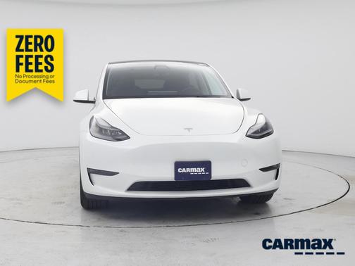 White 2023 Tesla Model Y Long Range