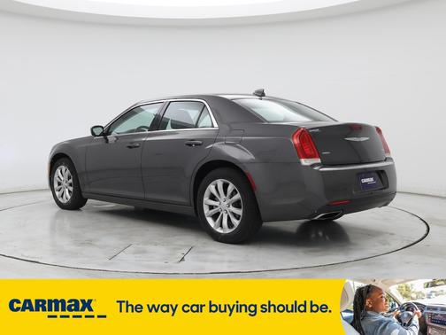 2015 Chrysler 300 Limited