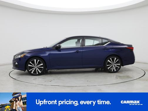 2022 Nissan Altima SR
