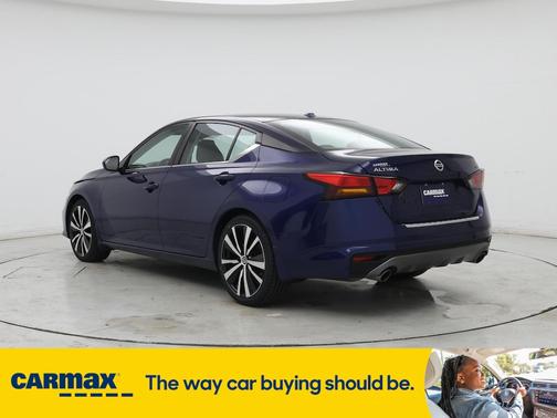 2022 Nissan Altima SR