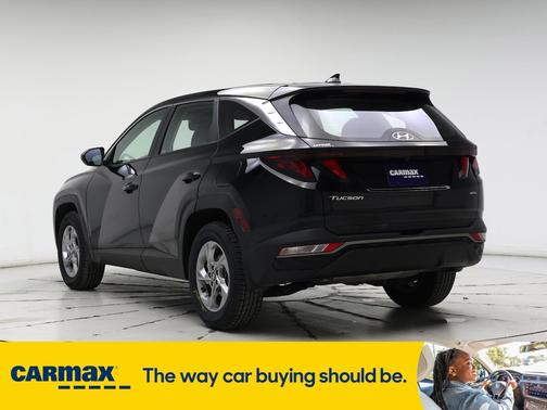 2023 Hyundai TUCSON SE