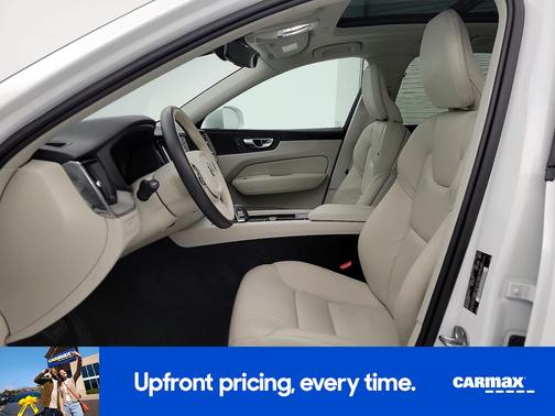 2023 Volvo XC60 B5 Plus Bright Theme