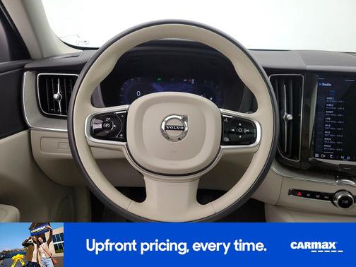 2023 Volvo XC60 B5 Plus Bright Theme