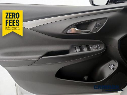 White 2024 Buick Envista Avenir