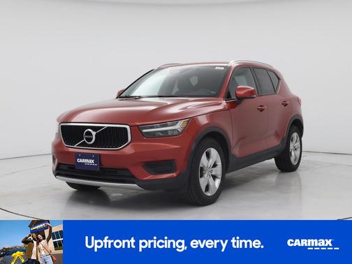 Red 2020 Volvo XC40 T4 Momentum