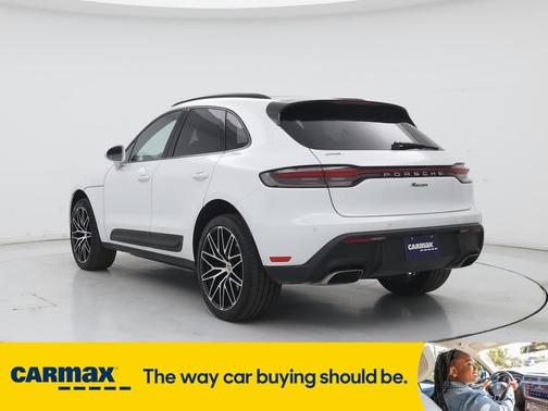 2022 Porsche Macan 