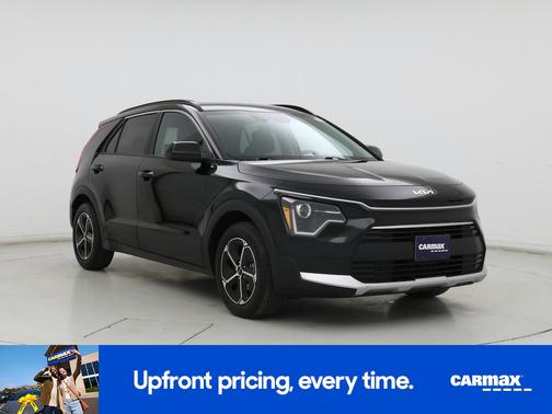 Black 2024 Kia Niro LX