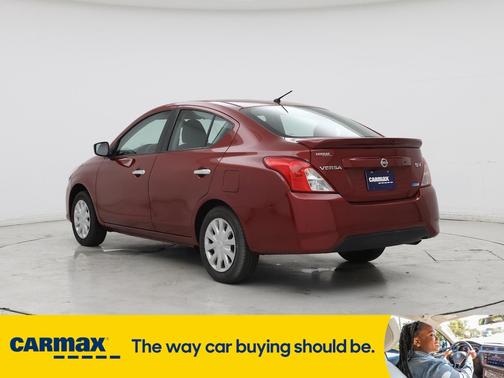 2016 Nissan Versa SV