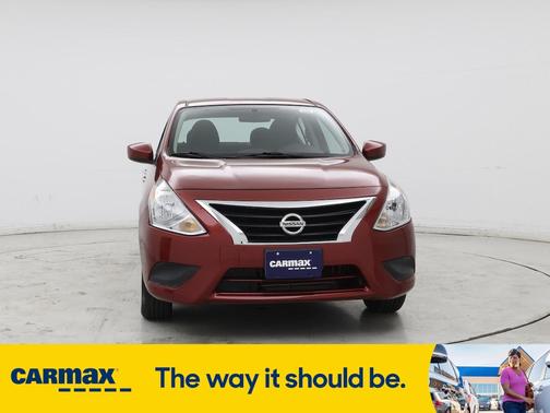 2016 Nissan Versa SV