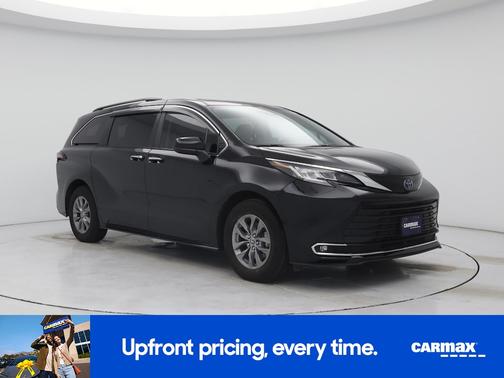 Black 2022 Toyota Sienna XLE