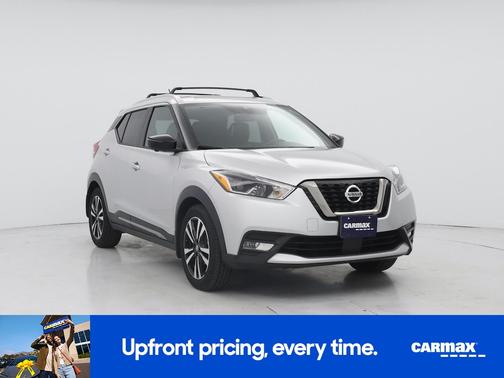 Silver 2020 Nissan Kicks SR
