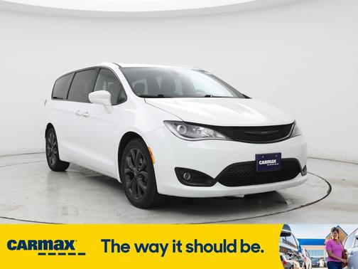 2019 Chrysler Pacifica Touring Plus