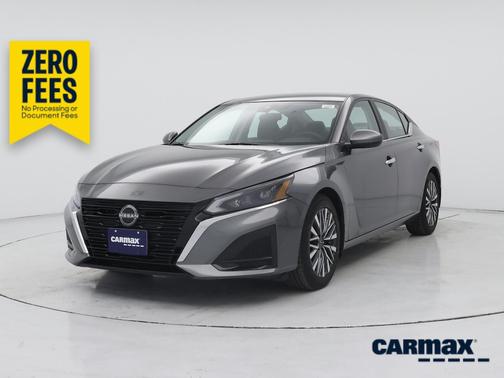 Gray 2023 Nissan Altima SV