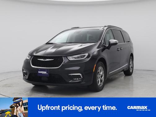 Black 2023 Chrysler Pacifica Limited