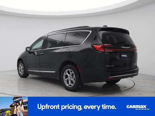 Black 2023 Chrysler Pacifica Limited