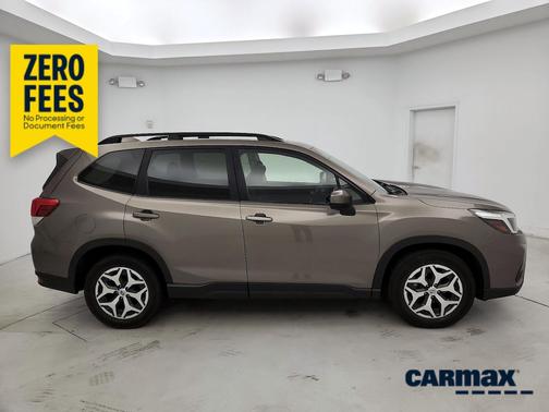 Gold 2019 Subaru Forester 2.5I Premium