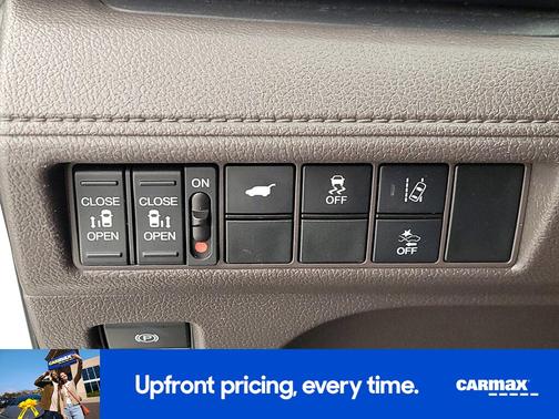 White 2019 Honda Odyssey EX-L