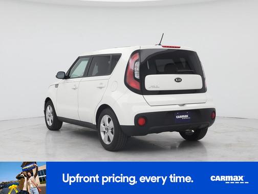 White 2018 Kia Soul