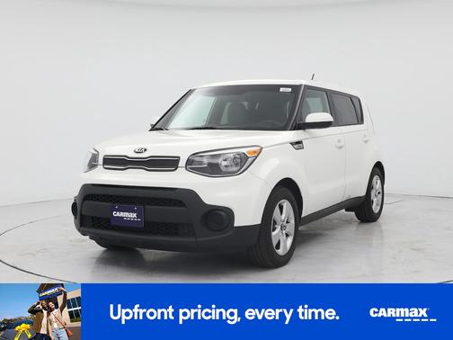 White 2018 Kia Soul
