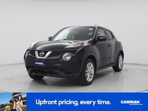 Black 2015 Nissan Juke SV