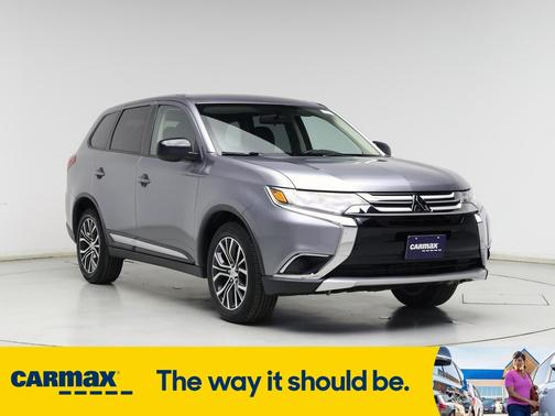 2017 Mitsubishi Outlander ES