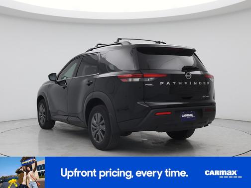 Black 2022 Nissan Pathfinder SV