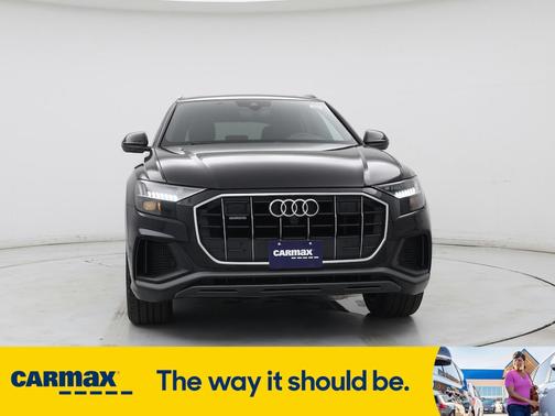 2021 Audi Q8 Premium Plus