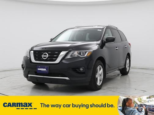 2018 Nissan Pathfinder SV