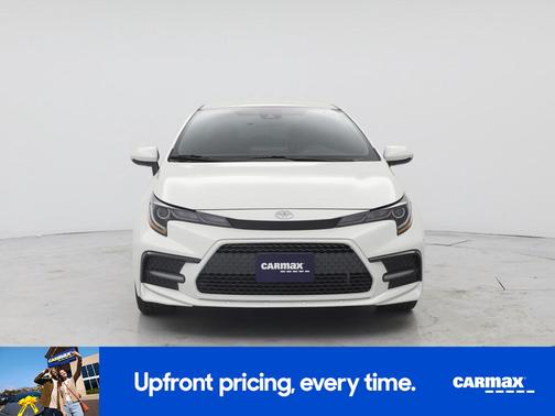 White 2020 Toyota Corolla SE Night Shade