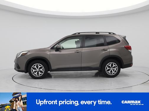 Tan 2022 Subaru Forester Premium
