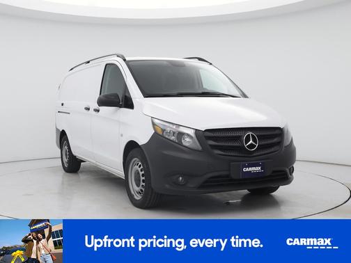 White 2022 Mercedes-Benz Metris