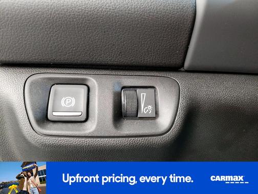 Black 2023 GMC Acadia SLE