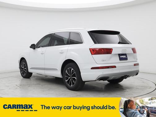 2019 Audi Q7 Premium Plus