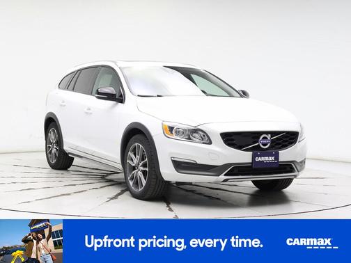 2016 Volvo V60 Cross Country T5