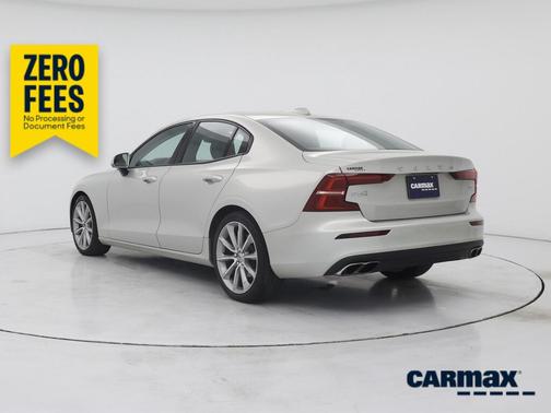 Tan 2020 Volvo S60 T5 Momentum