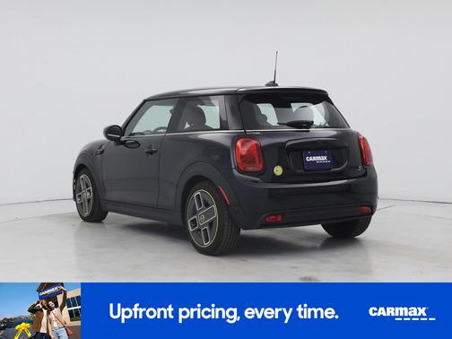 Blue 2022 MINI SE Hardtop SE