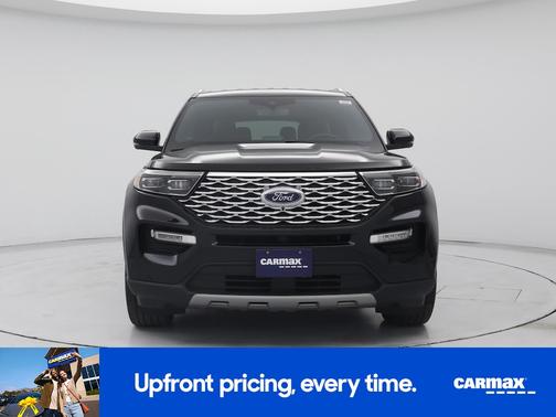 Black 2022 Ford Explorer Platinum