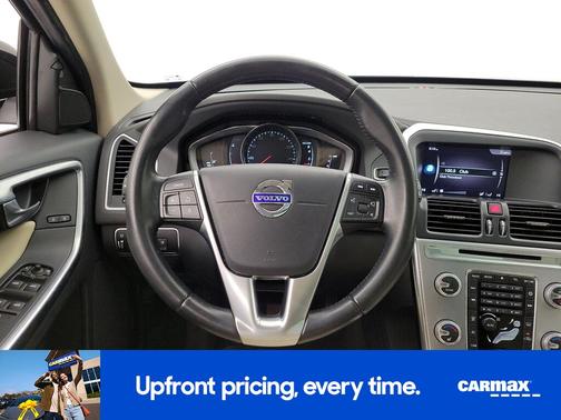 2017 Volvo XC60 T5 Dynamic