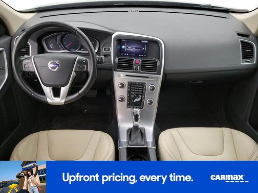 2017 Volvo XC60 T5 Dynamic