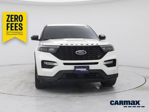 White 2022 Ford Explorer ST
