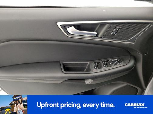 Gray 2023 Ford Edge SEL