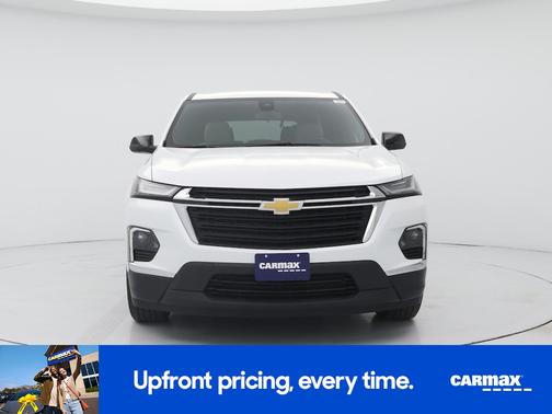 White 2023 Chevrolet Traverse LS