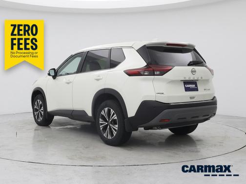White 2023 Nissan Rogue SV