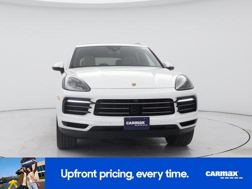 White 2021 Porsche Cayenne